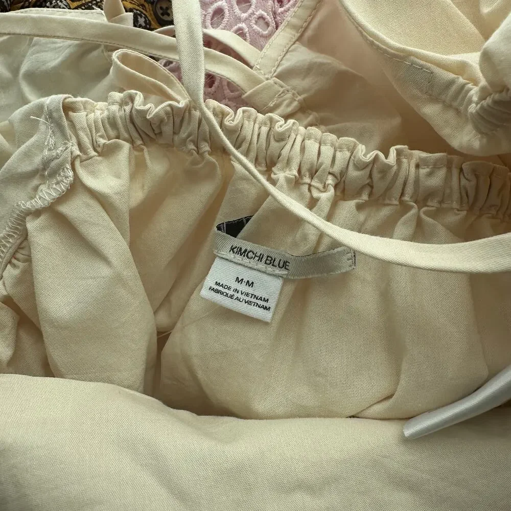 Urban Outfitters Cream Crop Top Medium NWT - Picture 4 of 4